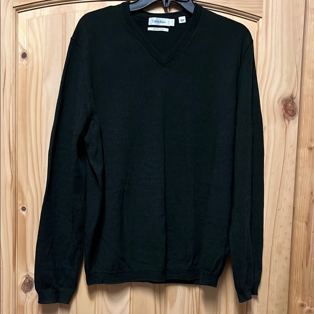 NWOT Calvin Klein Men's Dark Green V-Neck Marino Wool Large Sweater